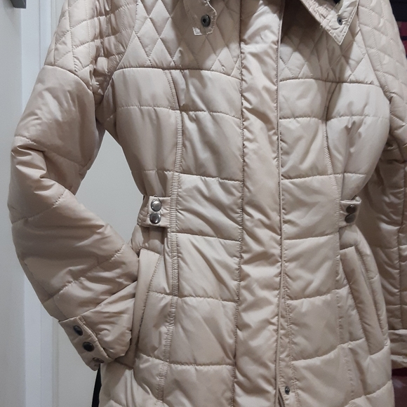 Beige jacket-Jessica Simpson - Picture 4 of 4